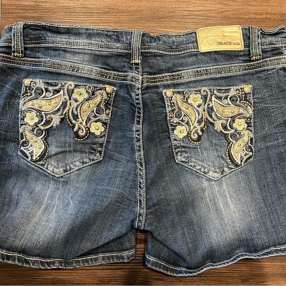 Grace In LA Easy Fit Denim Shorts - Sz 34